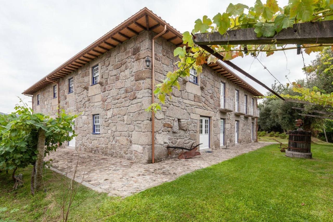 Eido Do Carvalhoso - Casa De Campo Em Arcos De Valdevez Exterior photo
